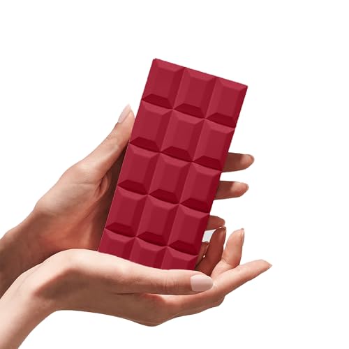 Sabrina Carpenter Sweet Tooth Cherry Baby ingredients close-up hints at cherry and cocoa vibe.
