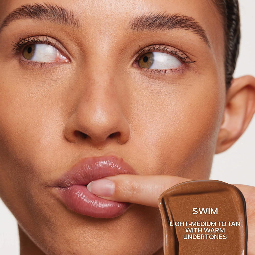 Saie Dew Bronze doe-foot applicator for targeted bronzing