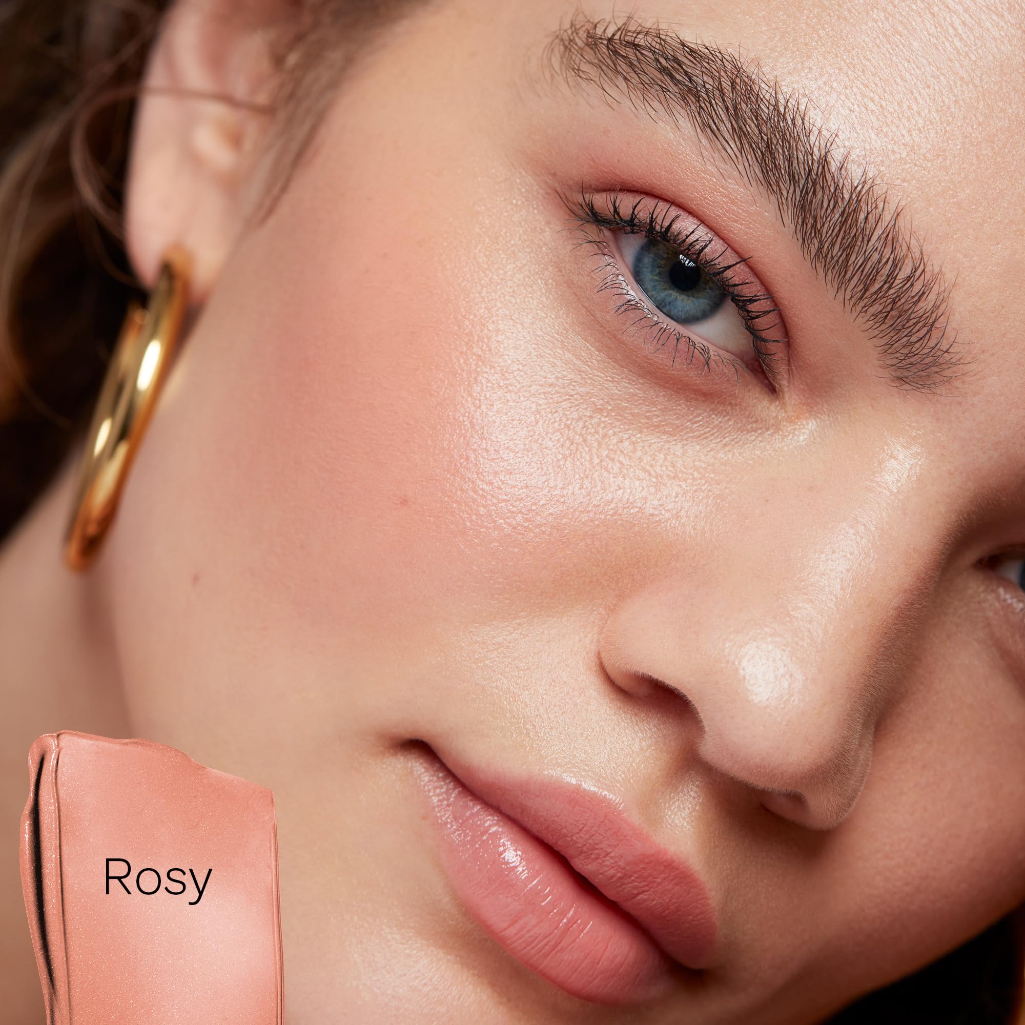 Saie Dew Liquid Blush doe-foot wand enables precise application.