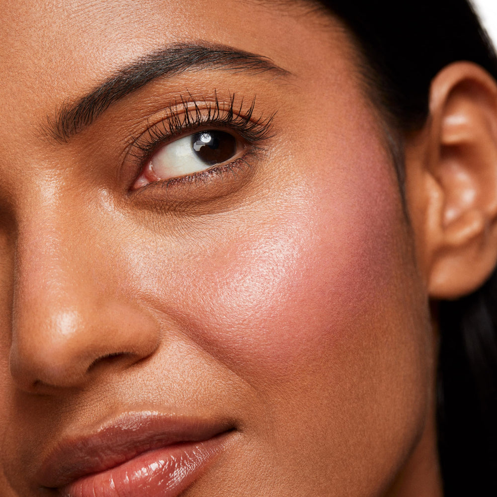 Saie Dew Liquid Blush ingredients licorice and elderberry for brightness and protection.