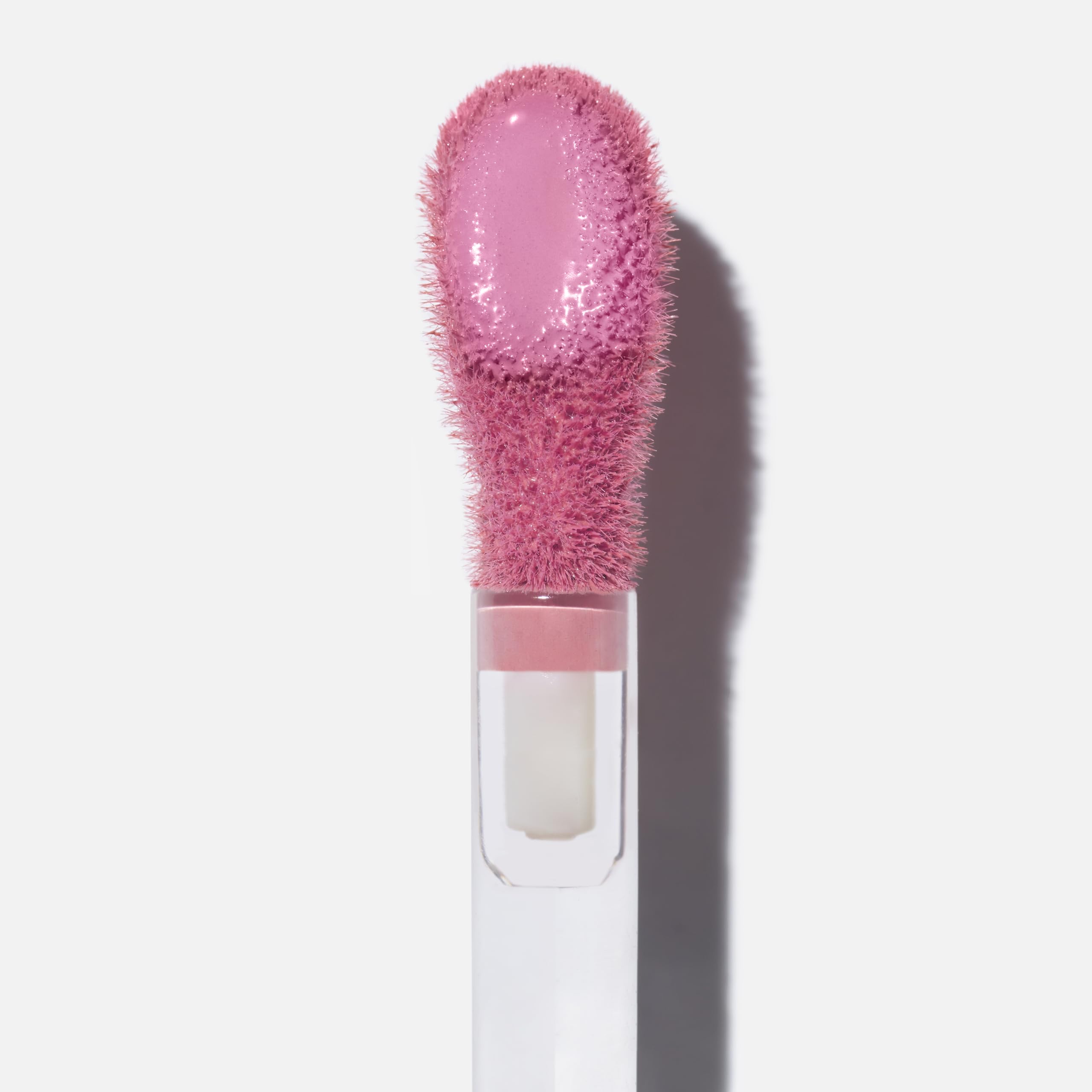 Saie Dew Liquid Blush swatches show natural flush and dewy glow.