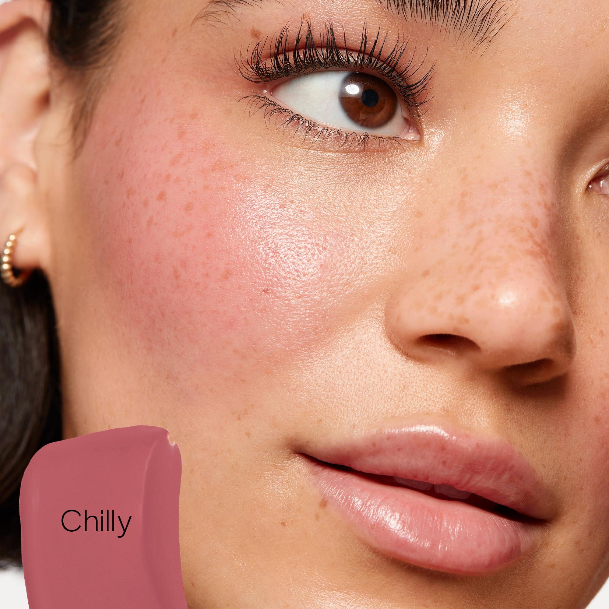 Saie Dew Liquid Blush vegan-formula assures cruelty-free, paraben-free makeup options.