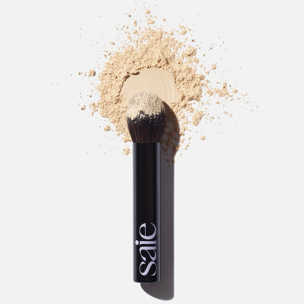 Saie The Fluffy Brush fluffy edges create a diffused, airy finish.