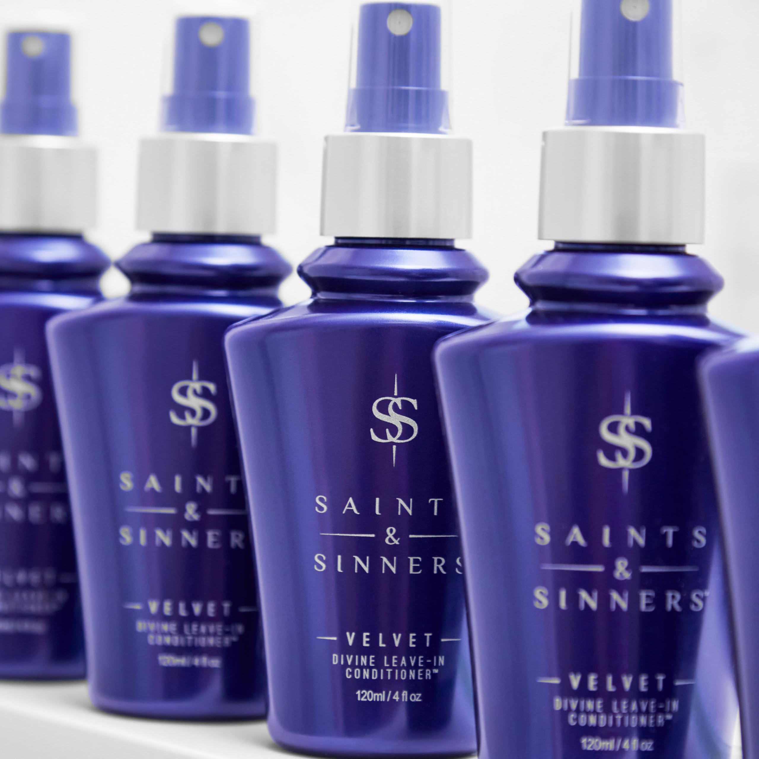 Saints & Sinners Velvet Divine leave-in-ingredients reveals aloe and vitamins for nourished hair