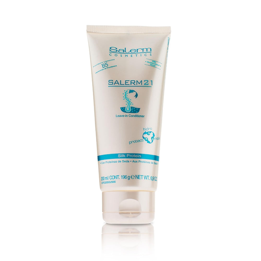 SALERM 21 Silk Protein bottle on bathroom shelf highlighting hydration and shine.