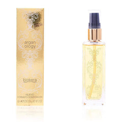 SALERM Arganology serum bottle close-up highlights nourishing argan oil for hair.