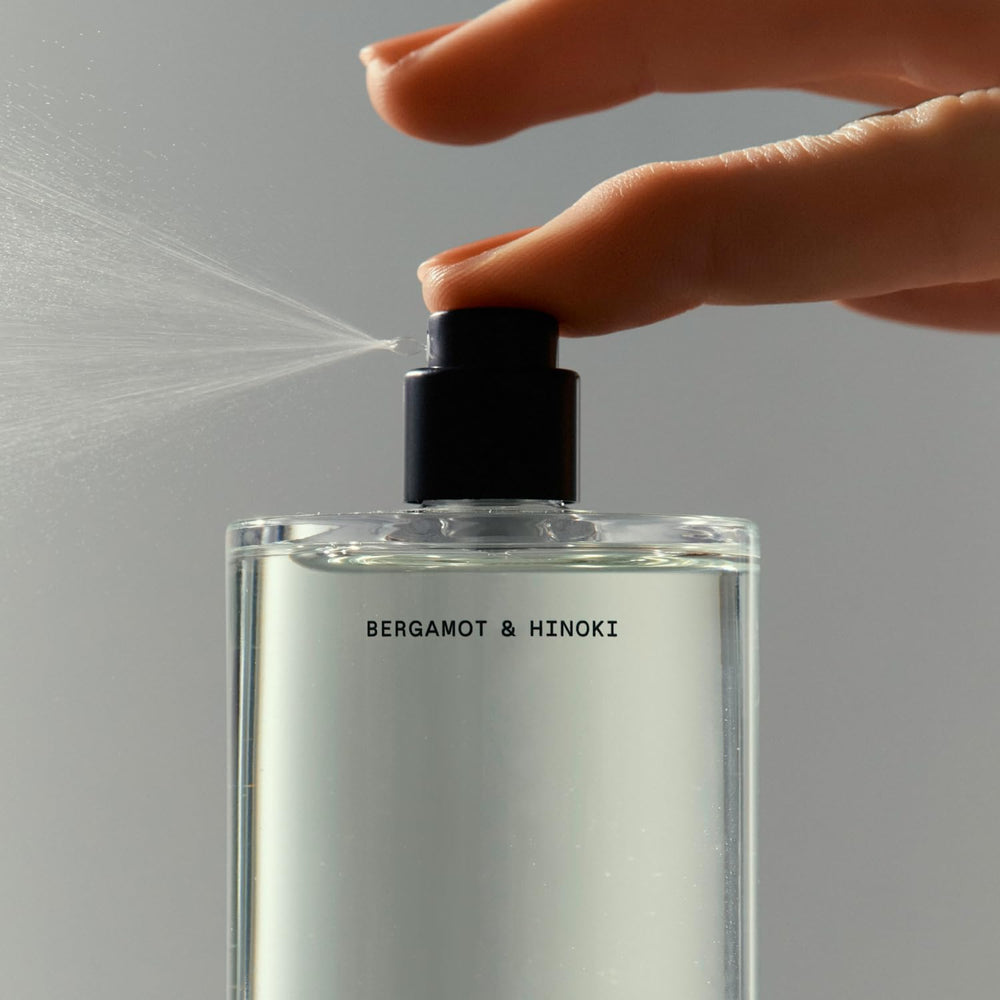 Salt & Stone Bergamot Hinoki notes create a refreshing morning mood.