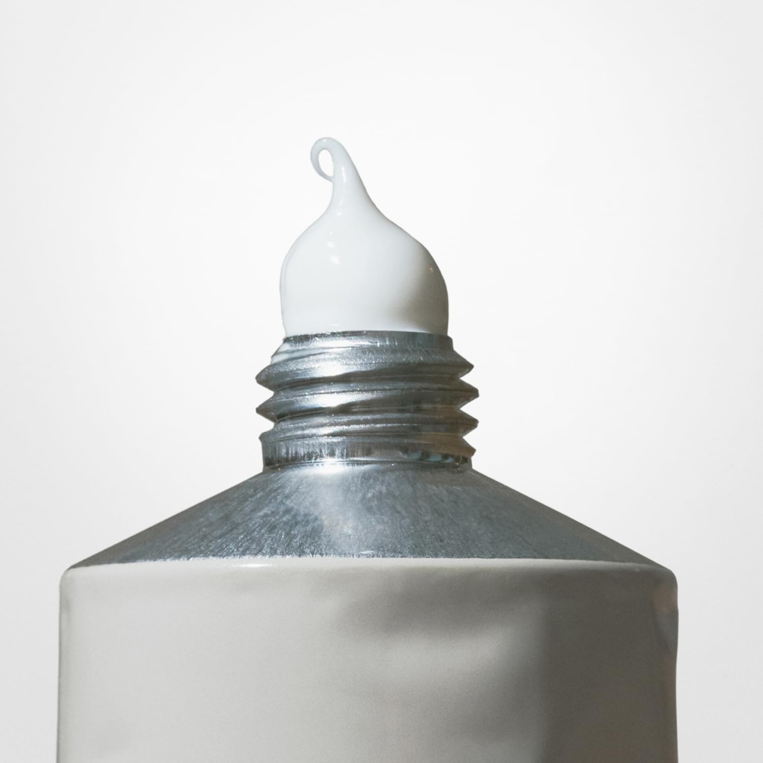 Salt & Stone Santal Vetiver lotion vegan-cruelty-free-icon signals clean skincare.