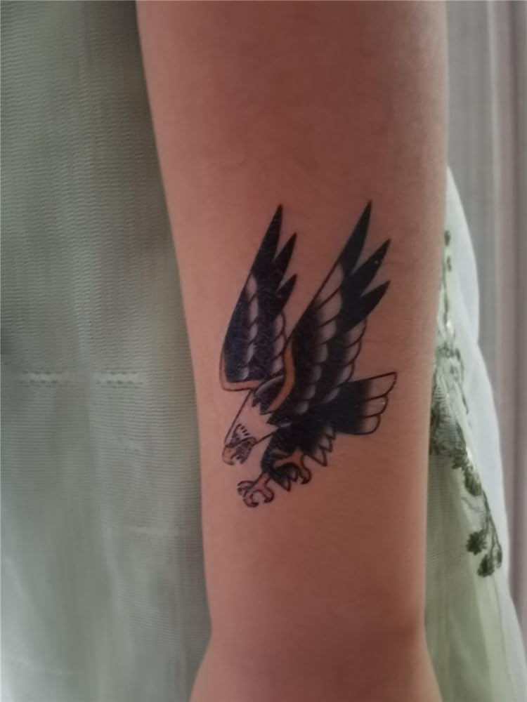 SanerLian Anchor Skull Swallow tattoo remains waterproof for all-day wear