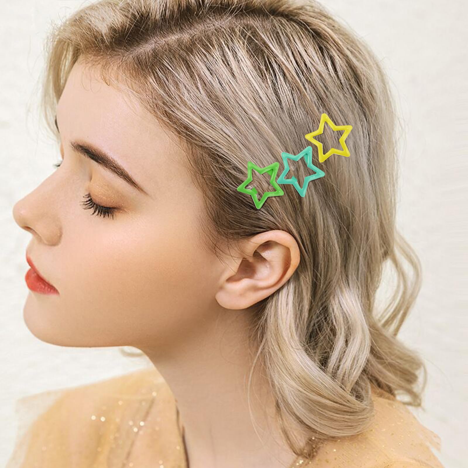 SAOROPEB star hair clip helps with makeup or yoga hair protection.