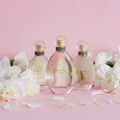 Sarah Jessica Parker Lovely glass texture close-up, emphasizes premium finish and tactile appeal benefit
