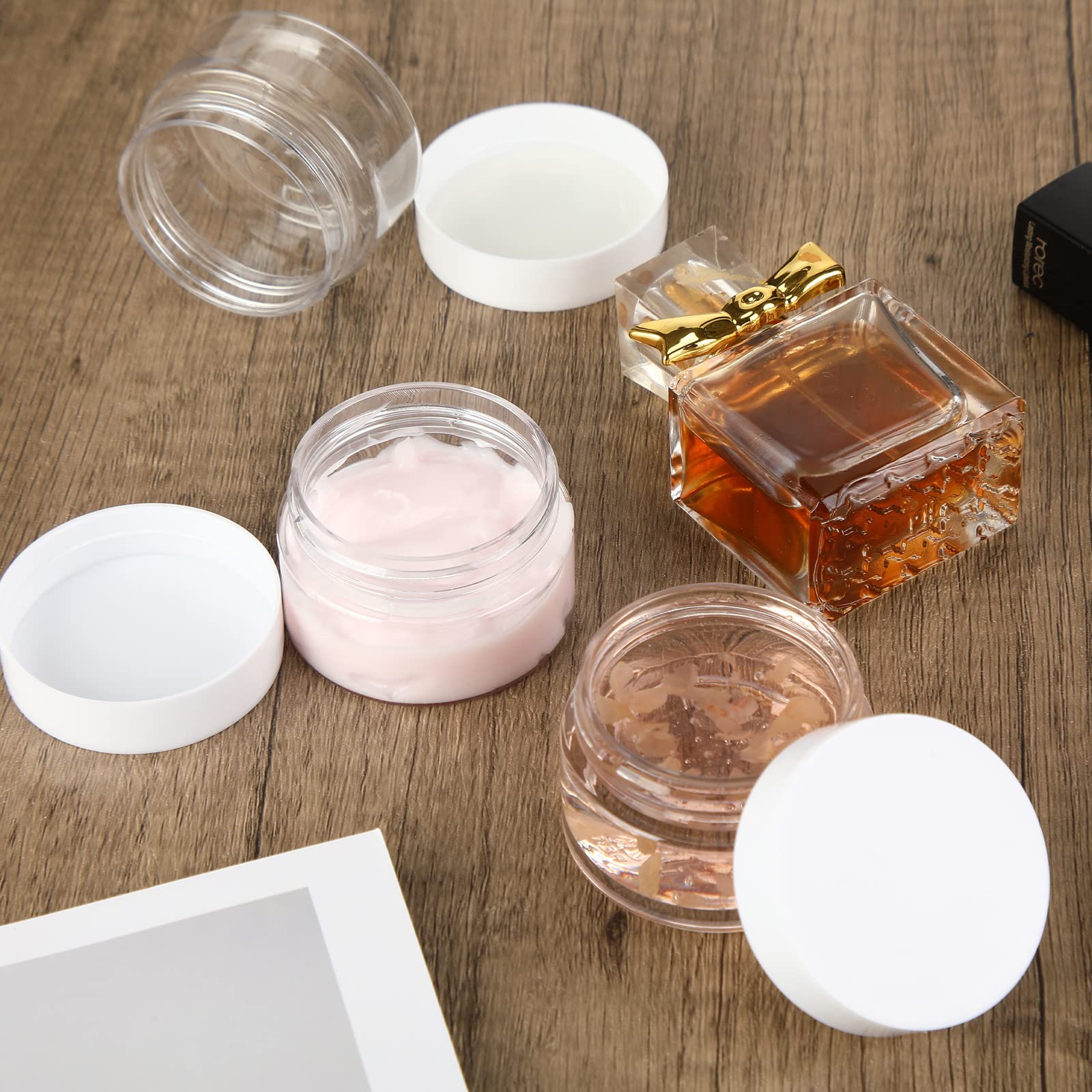 SATINIOR wide-mouth jars simplify filling and portioning scrubs.