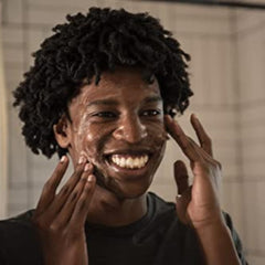 Scotch Porter Restoring Face Wash foamy-lather captures gentle cleansing ideal for breakouts.