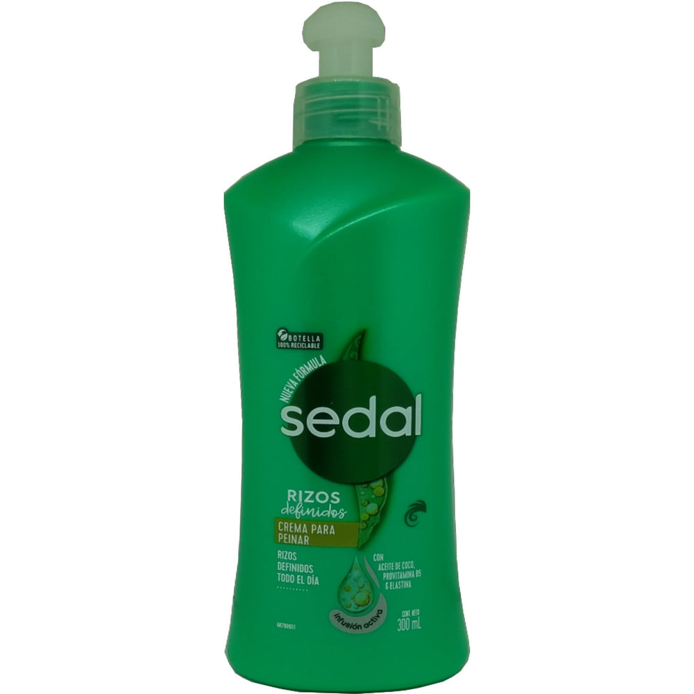 Sedal Rizos Definidos dry hair care shot highlights curl shape retention.
