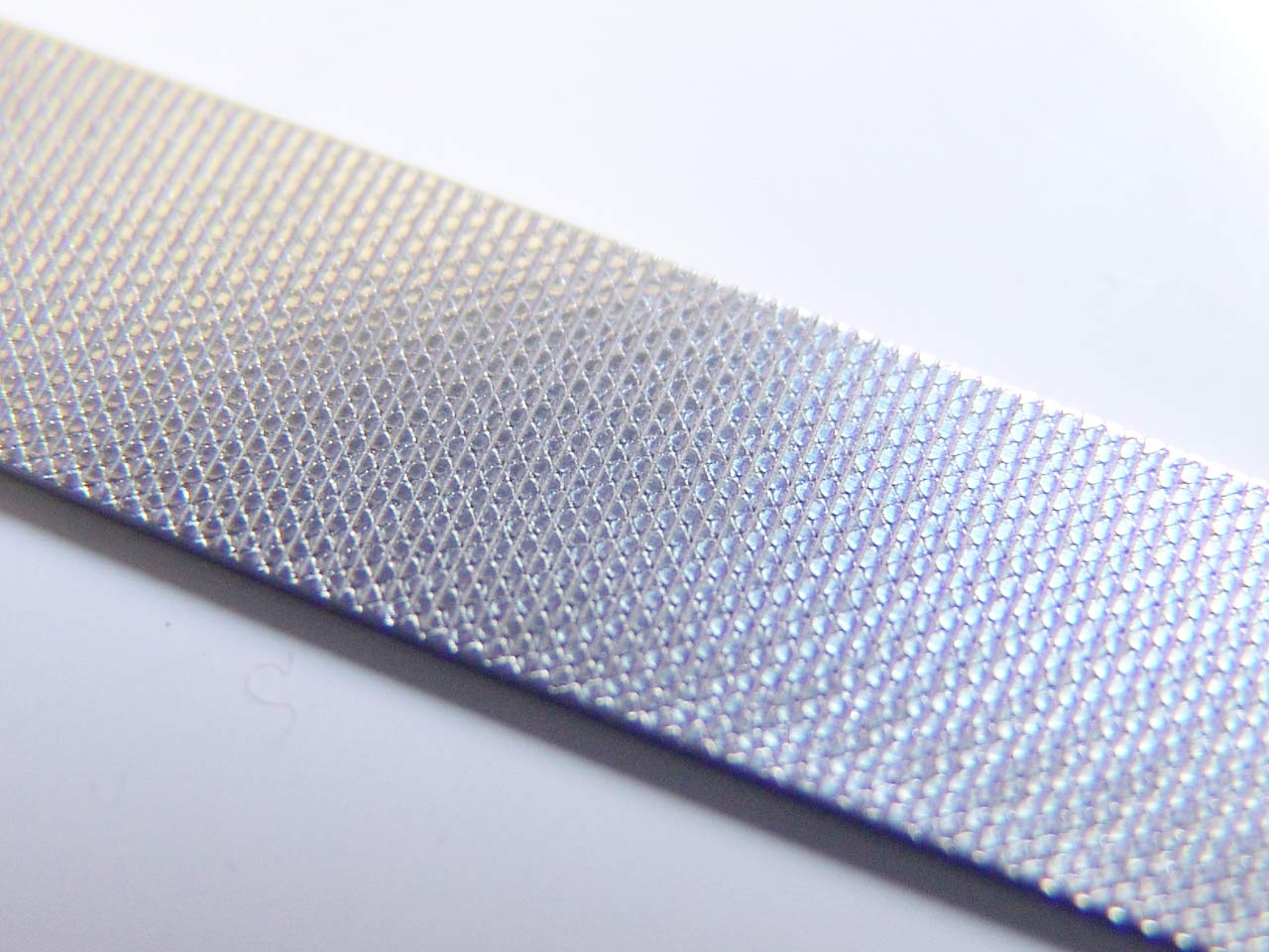 Seki Edge SS-402 pusher detail—cuticle pushing helps tidy nails.