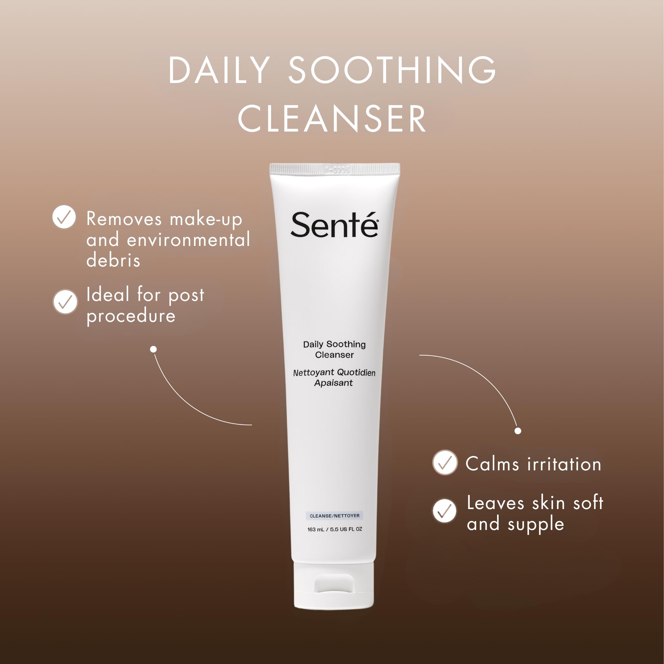 Sente Daily Soothing Cleanser close-up highlights Vitamin E nourishment for dry skin.