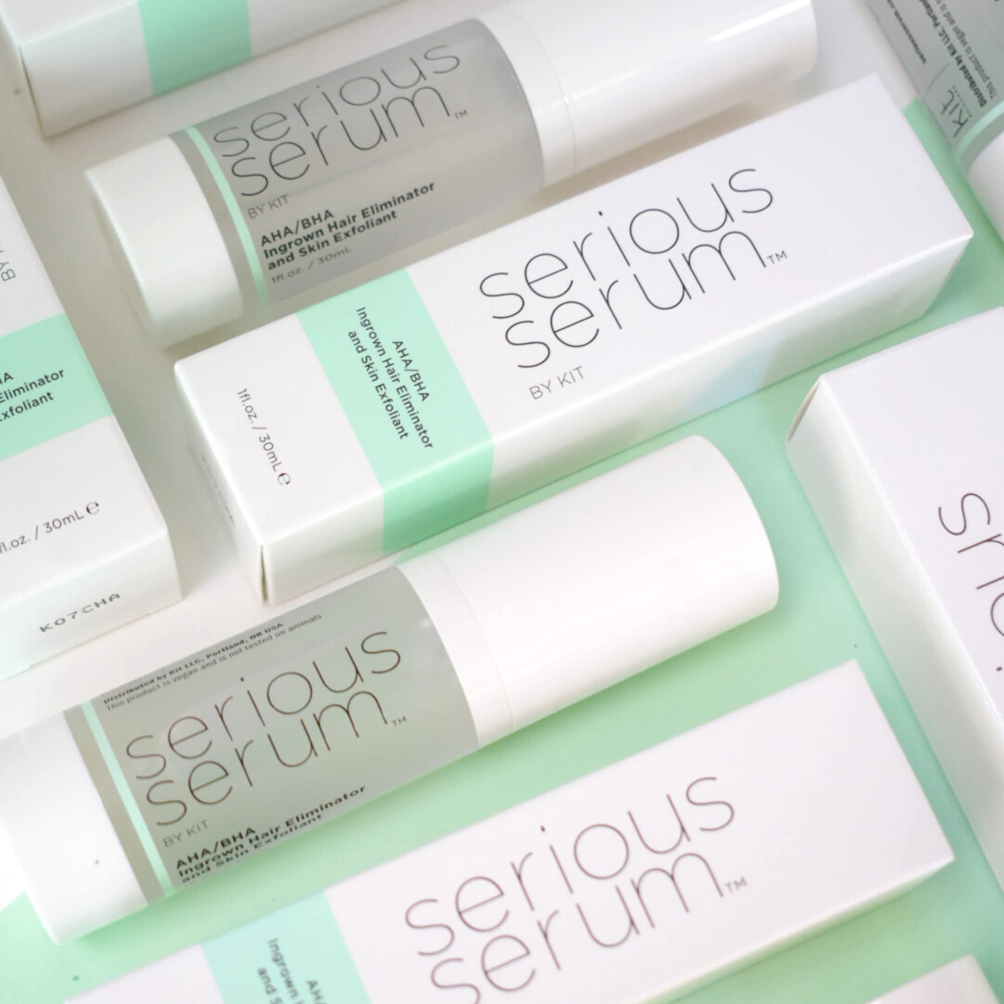 Serious Serum willow-bark-exfoliation close-up emphasizes natural AHAs/BHAs