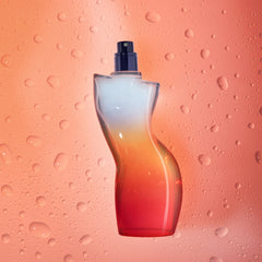 Shakira Dance Ocean woman usage demonstrates everyday confidence with a fresh aura.