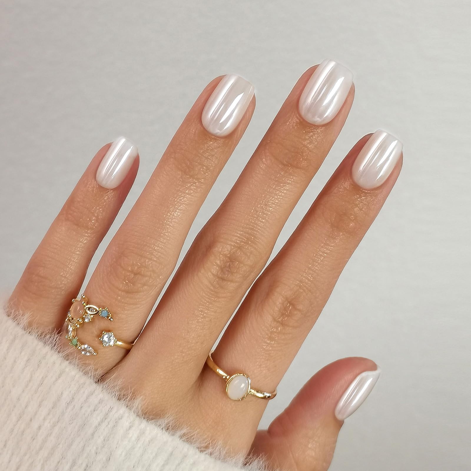 ShangMeng activity-ready nails suitable for typing, gardening, and daily tasks.