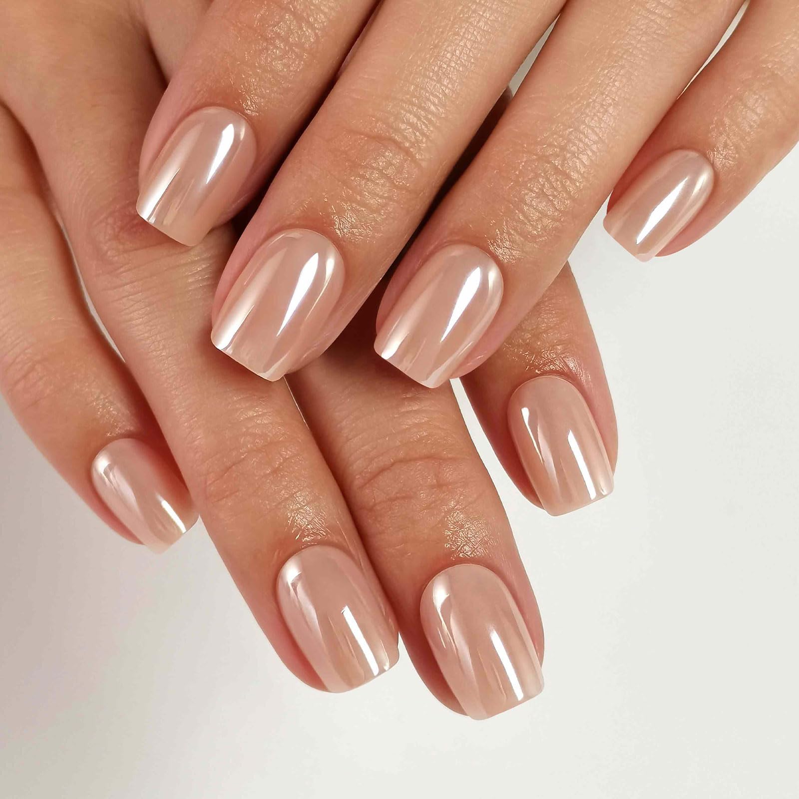 DIY manicure with ShangMeng press-on nails for quick uplift.