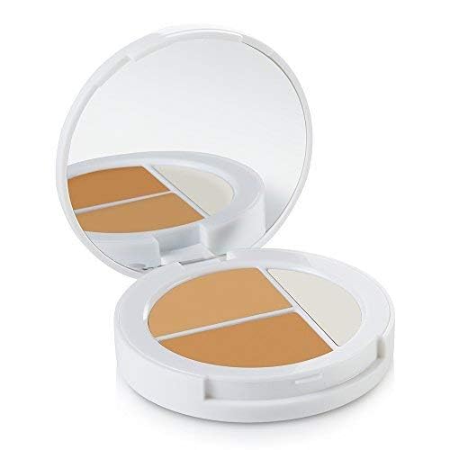 Sheer Cover Studio brightener highlighter swirls on skin to brighten features.