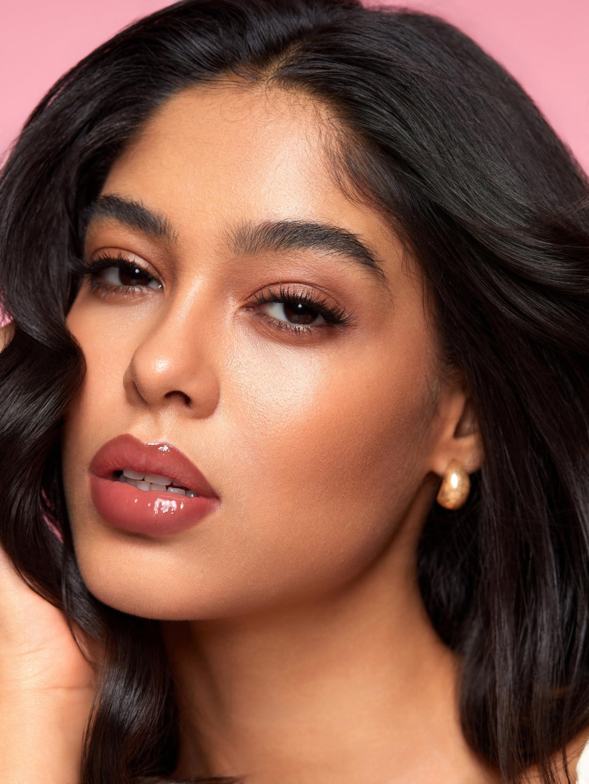 SHEGLAM creamy lip liner glides smoothly for clean definition.