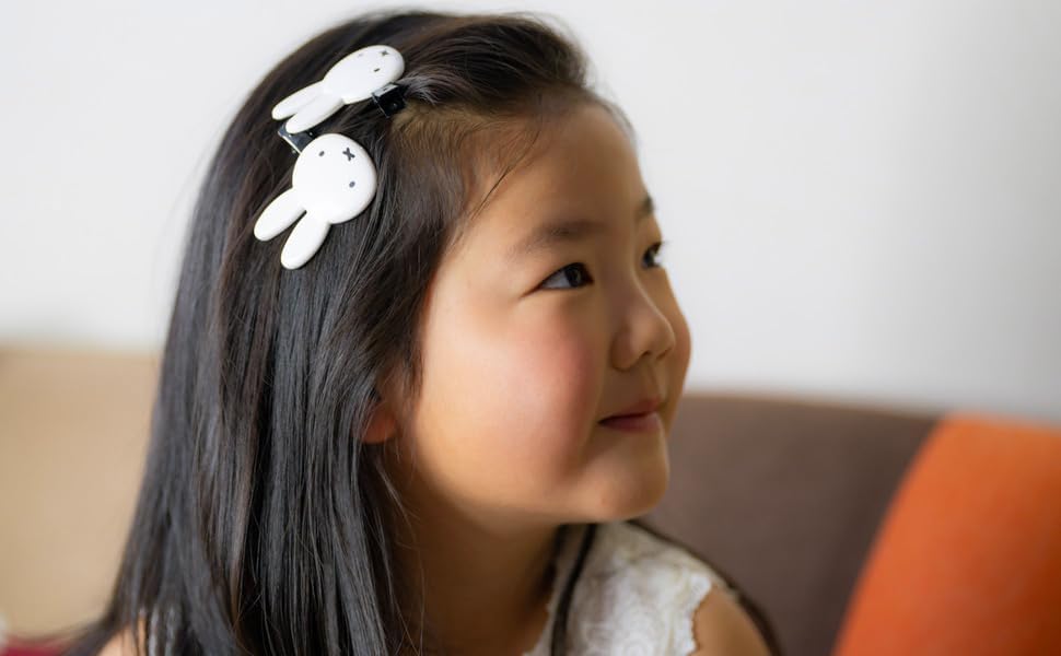 SHOBIDO Miffy die cut bangs clip packaging image suggests giftable and travel friendly.