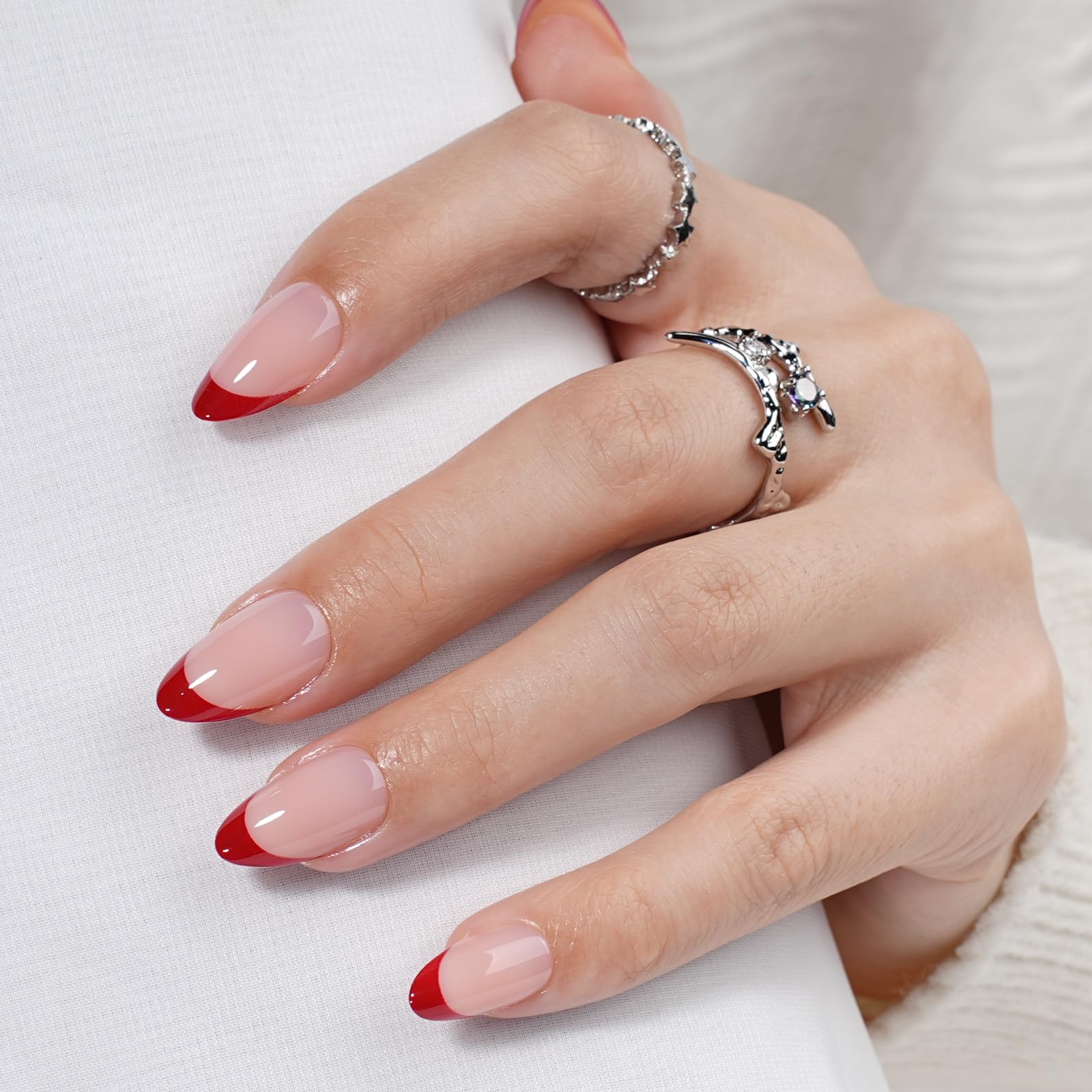 Sifvoo French Tip almond red nails with glossy finish for a polished look.
