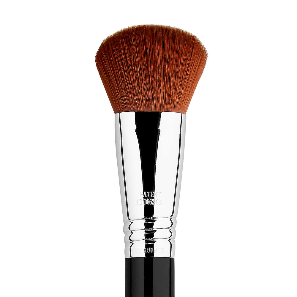 Sigma Beauty F47 Multitasker applies highlighter for a subtle, glow-enhanced finish.