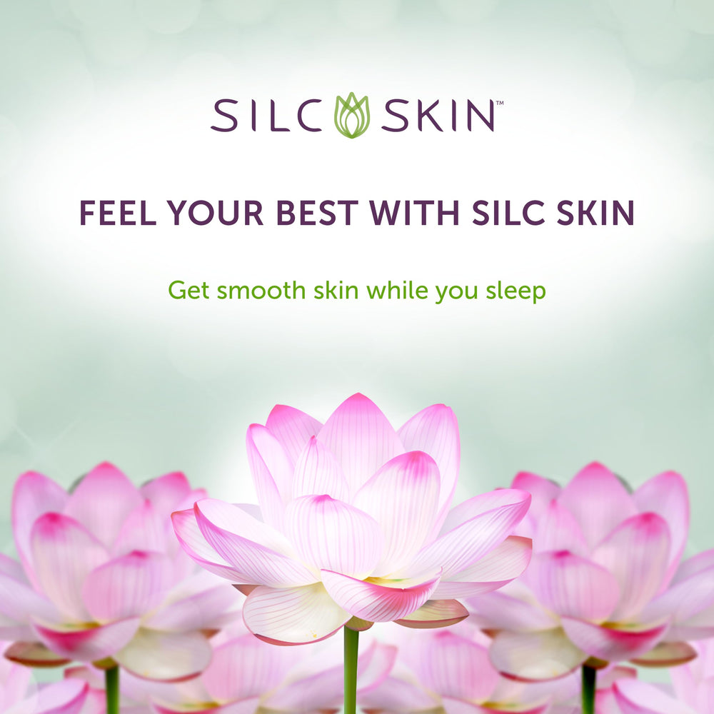 Silc Skin Decollette Pad flat layout highlights simple space-saving storage.
