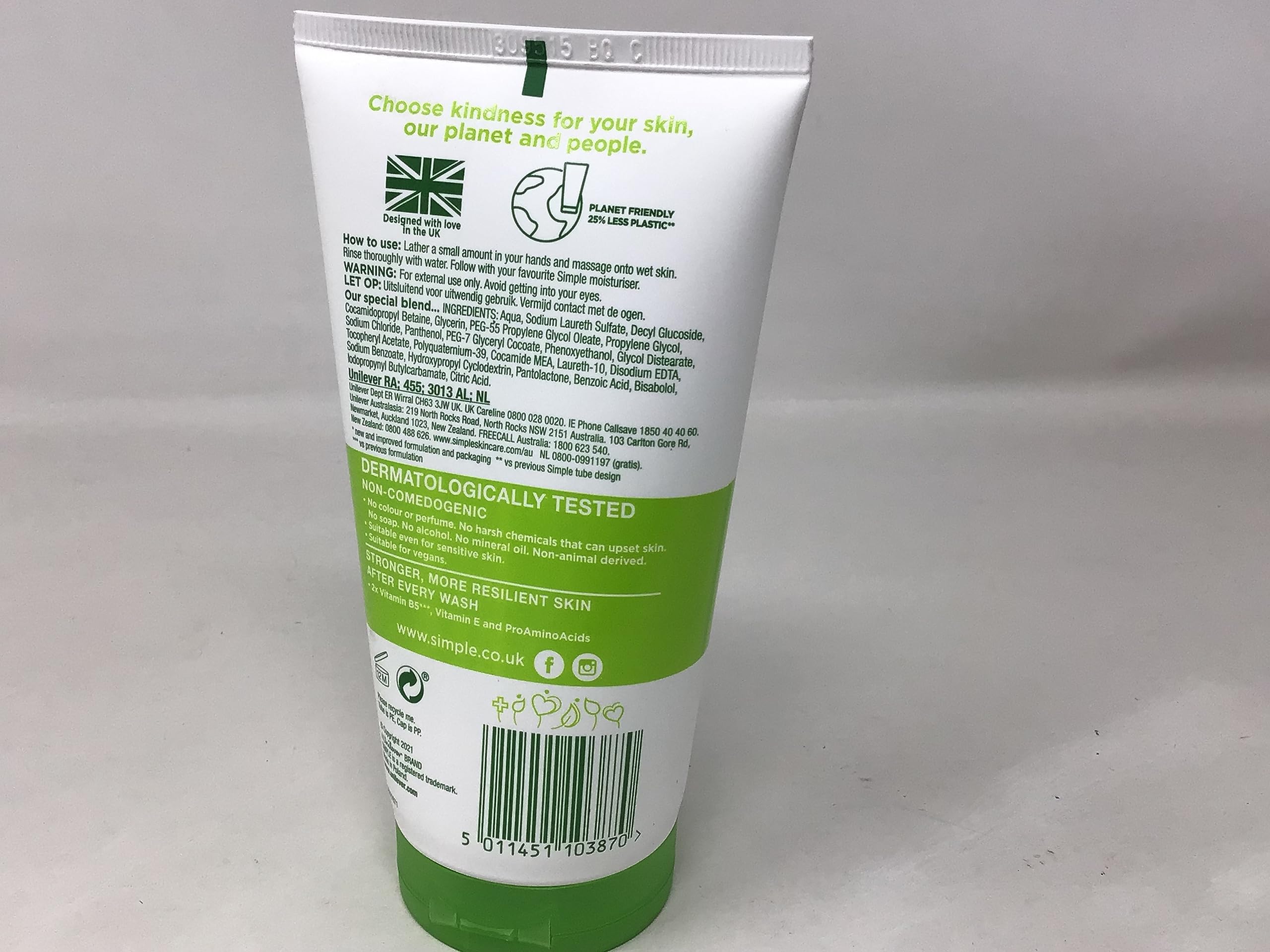 Simple Moisturizing Face Wash soft skin texture—gentle cleanse supporting the barrier.