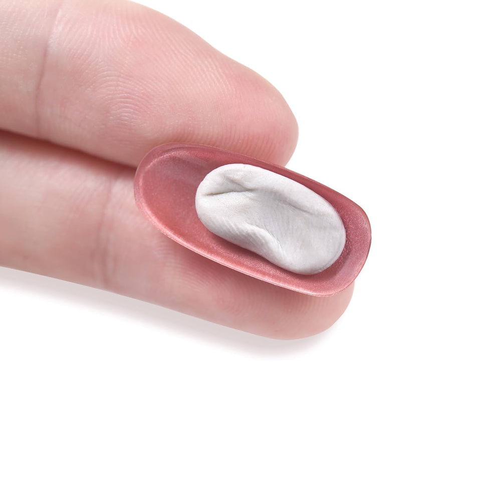 Siyuwuro not-sticky-to-hands-clay enables clean handling and reuse.
