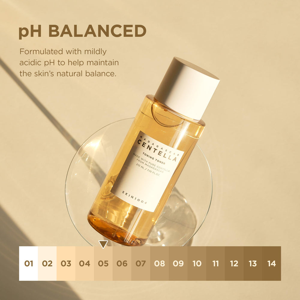 SKIN1004 Centella Toner hyaluronic-acid-beads illustrate moisture boost for dry skin