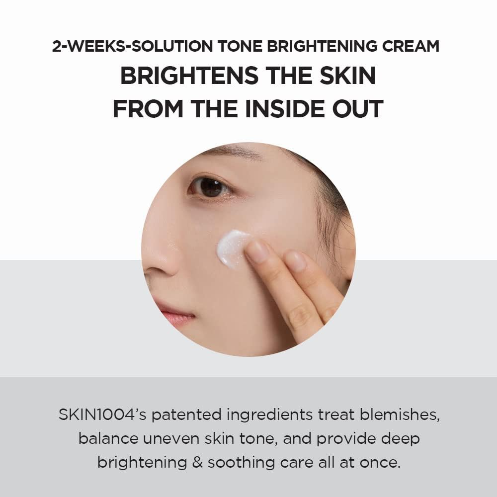 Fragrance-free glassy formula close-up for gentle skin feel