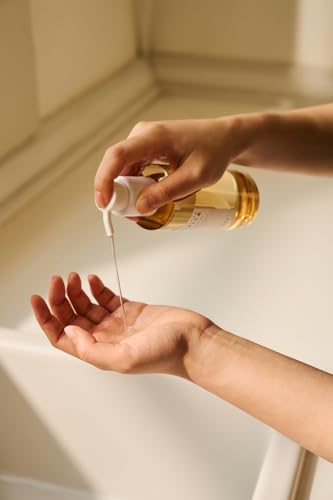 SKIN1004 lightweight oil cleanser spreads smoothly across the skin.