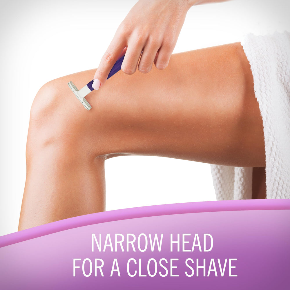 Skintimate razor aloe-slip detail highlights gentle glide for sensitive skin comfort.