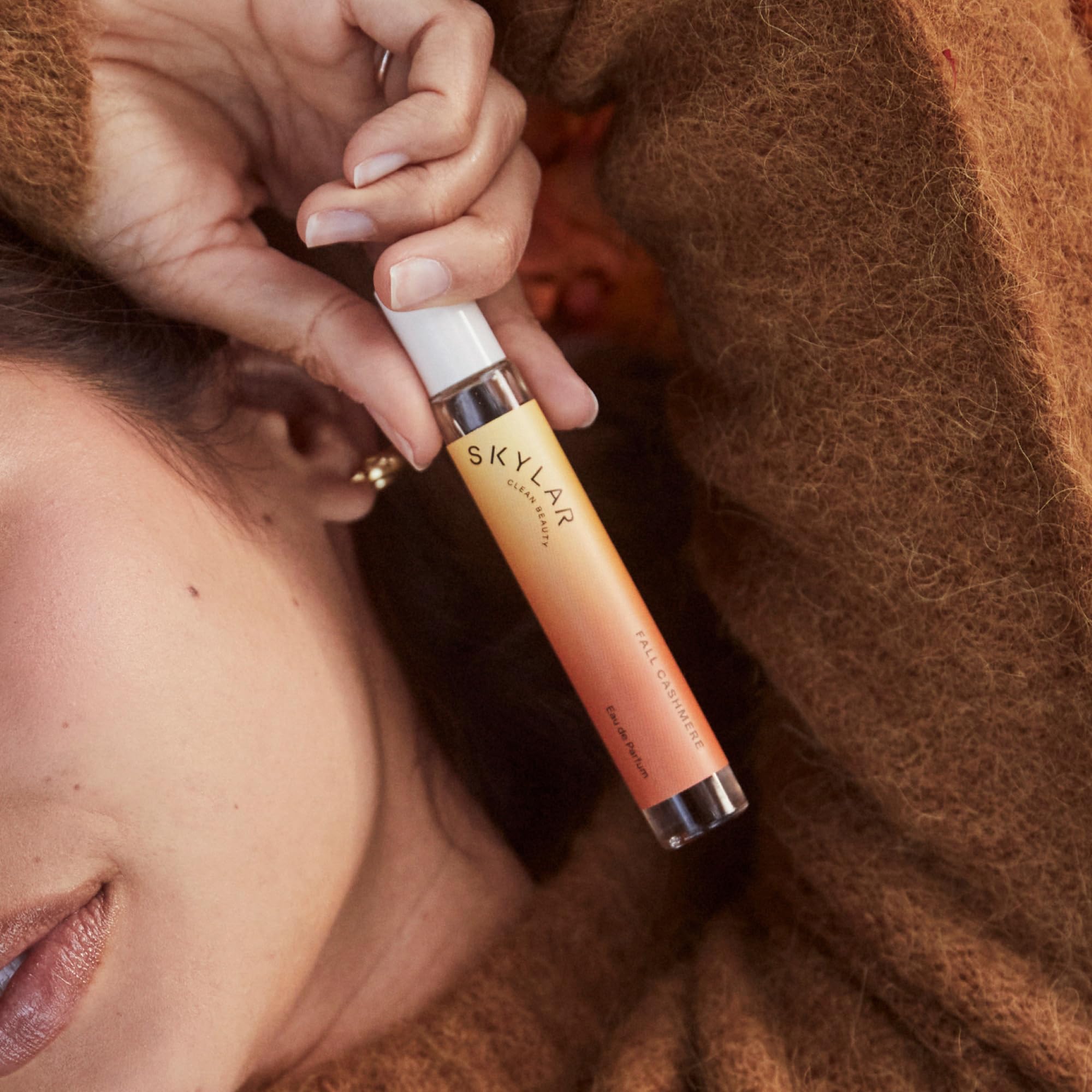Skylar Fall Cashmere top notes: almond and ginger warmth.