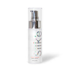 Sleek'e Silk'e Hair Serum in action illustrating frizz control and smoothness.