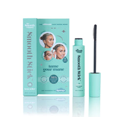 Smooth Stick wand close-up with zigzag bristles for precise taming and all-day hold