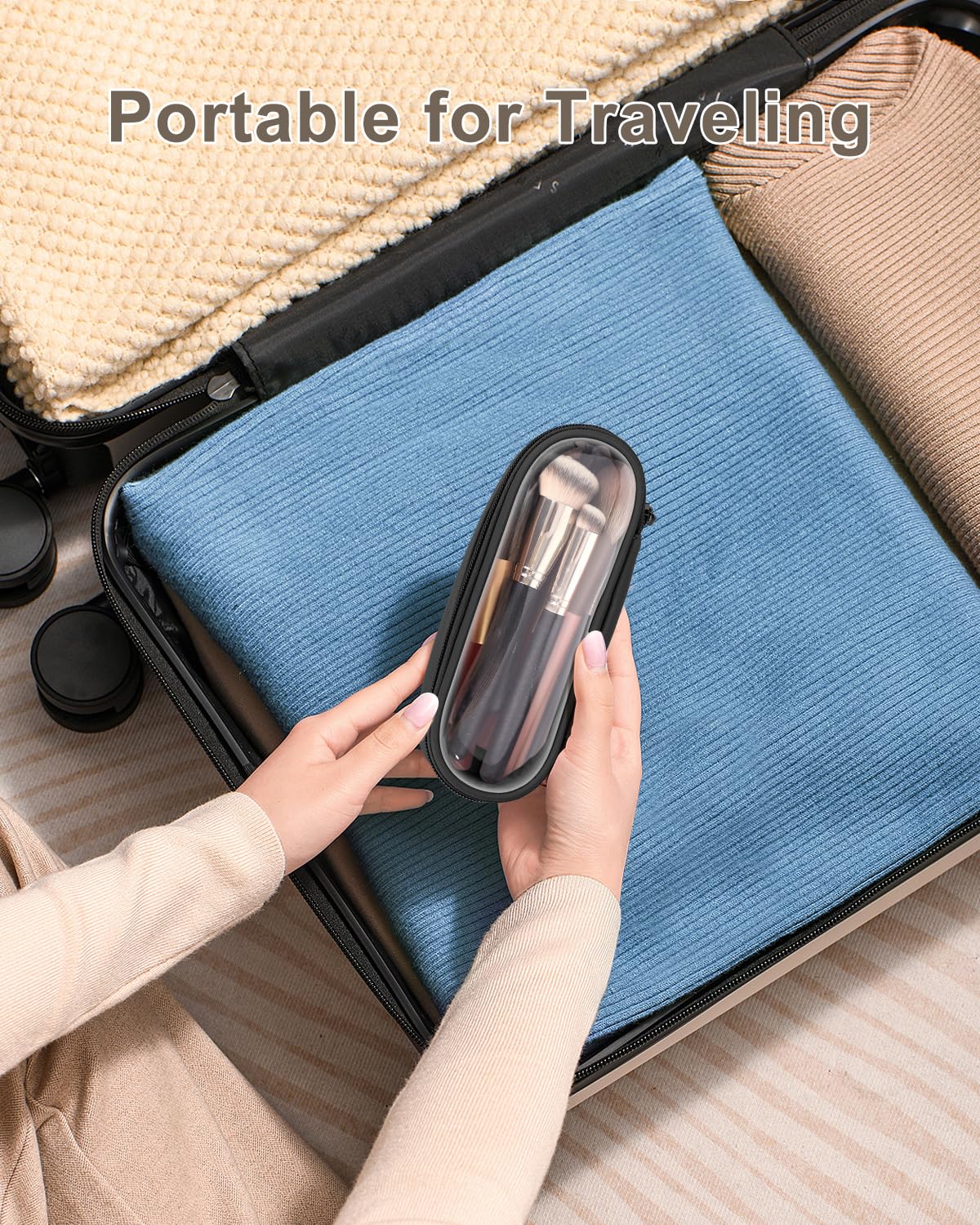 Soimeat case with metal zipper provides secure closure during transit to protect brushes.