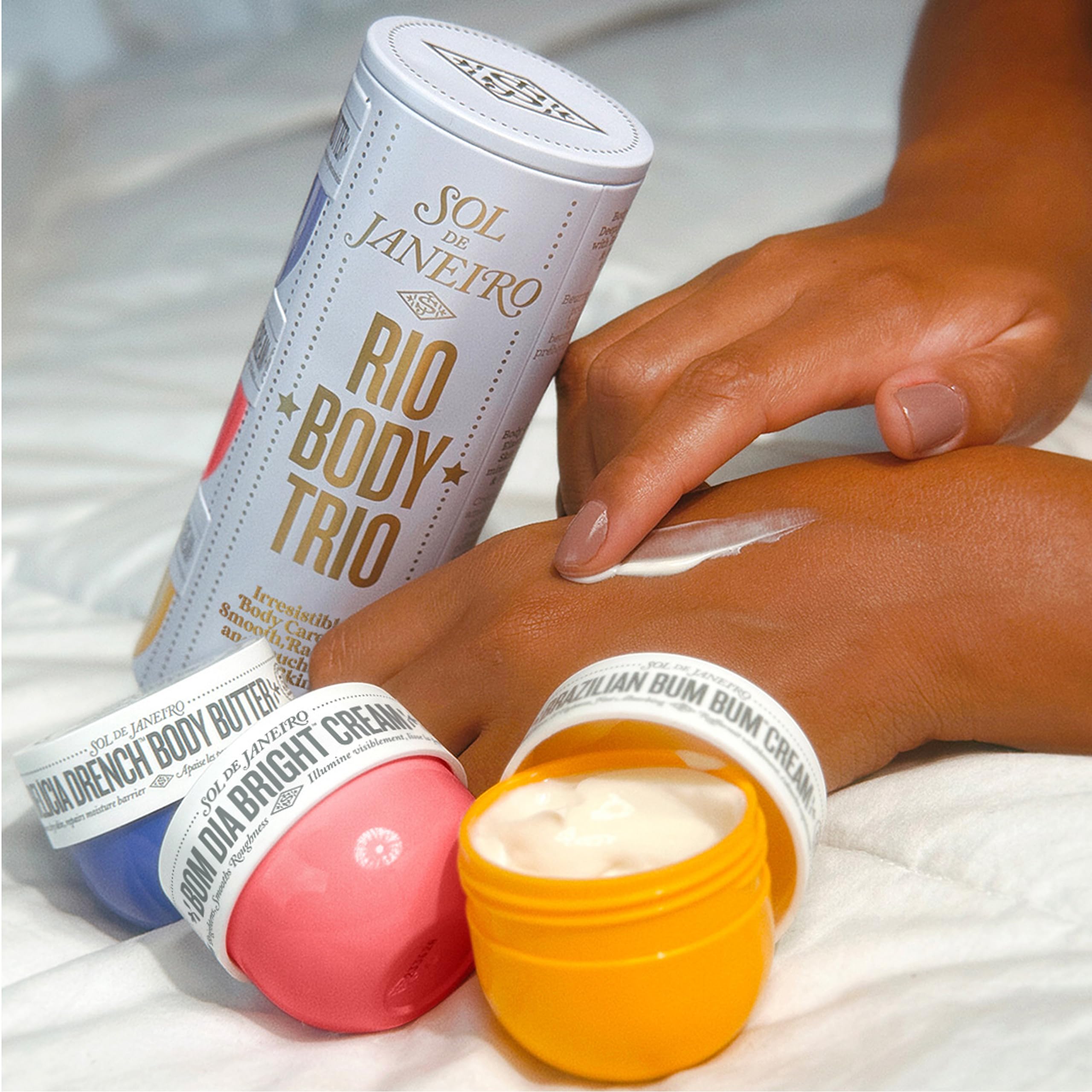 Sol de Janeiro Bom Dia Bright Cream mini vanilla — vitamin C and AHA support smoother texture.