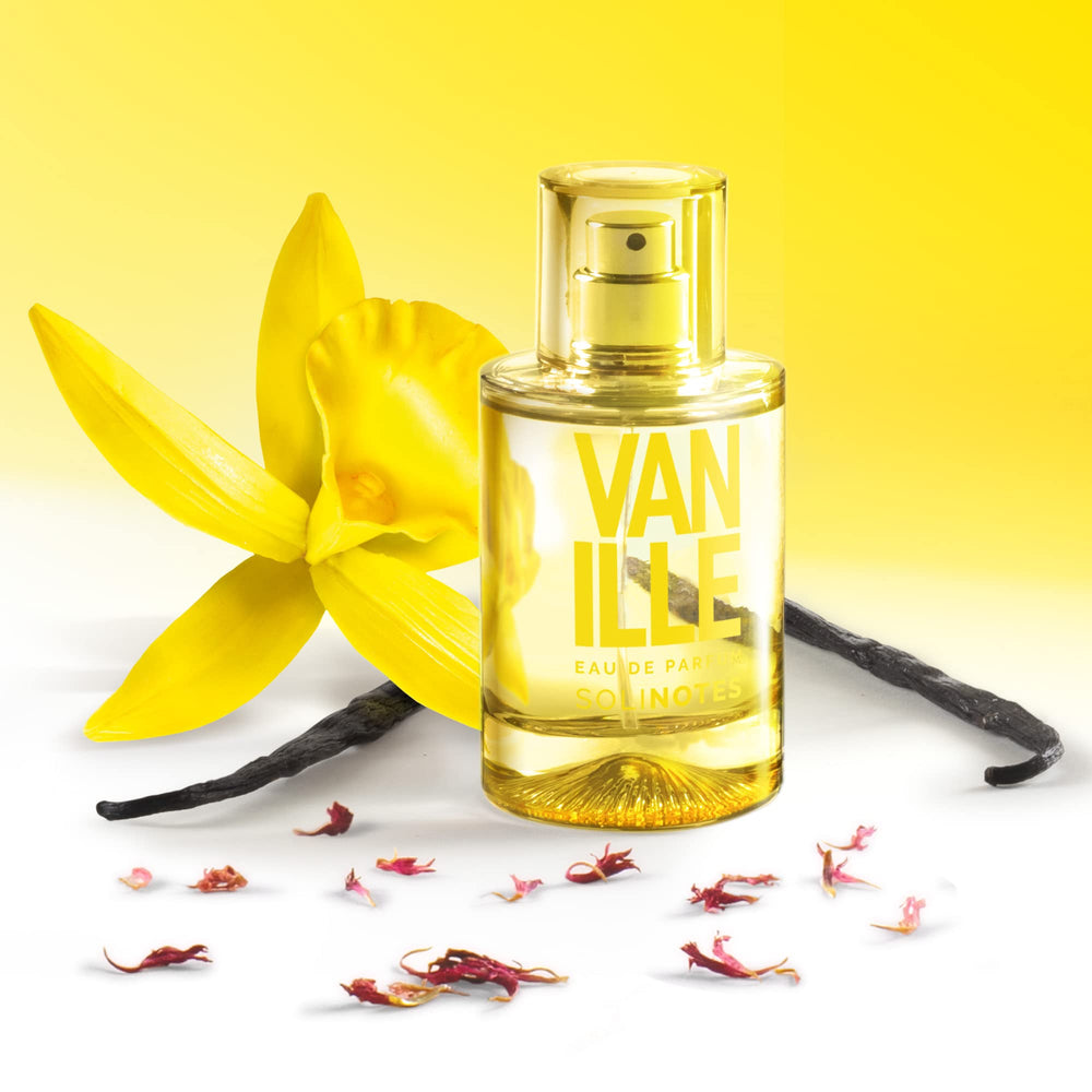 Solinotes Vanilla on skin demonstrates gentle diffusion of white florals and vanilla warmth.