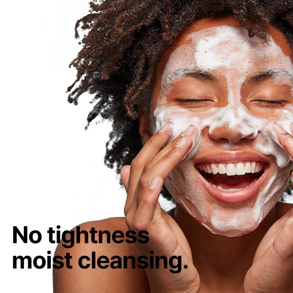 SOME BY MI Beta-Panthenol Repair Gel Cleanser ingredients graphic highlights 17 amino acids and PHA.