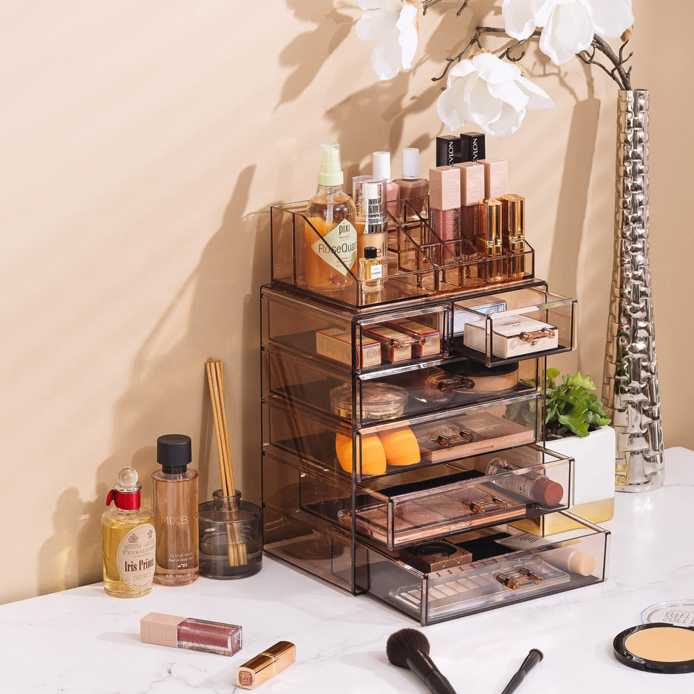 Sorbus shelf liner protects items from scratches while stabilizing small items.