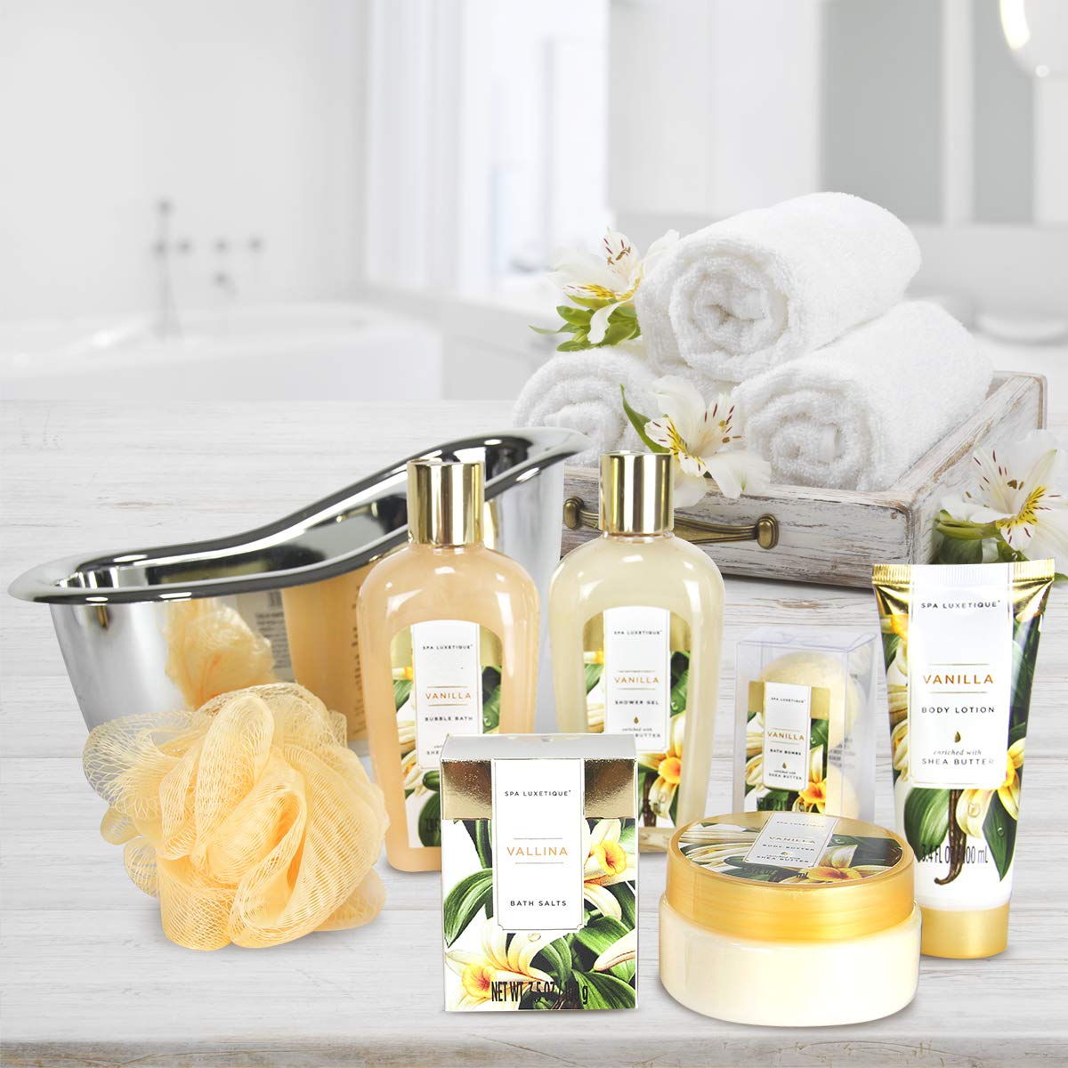 Spa Luxetique vanilla bath puff with accessories for easy lathering