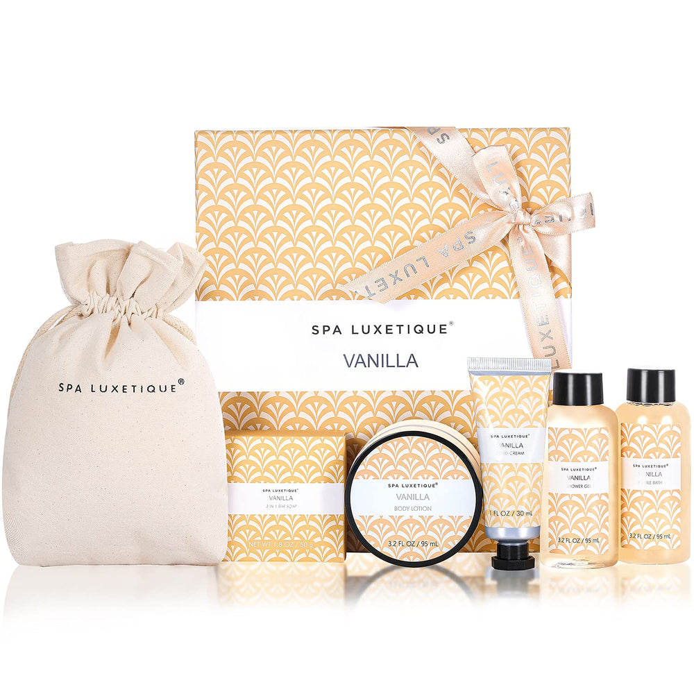 Spa Luxetique vanilla bath set overview showcasing luxurious products and packaging.