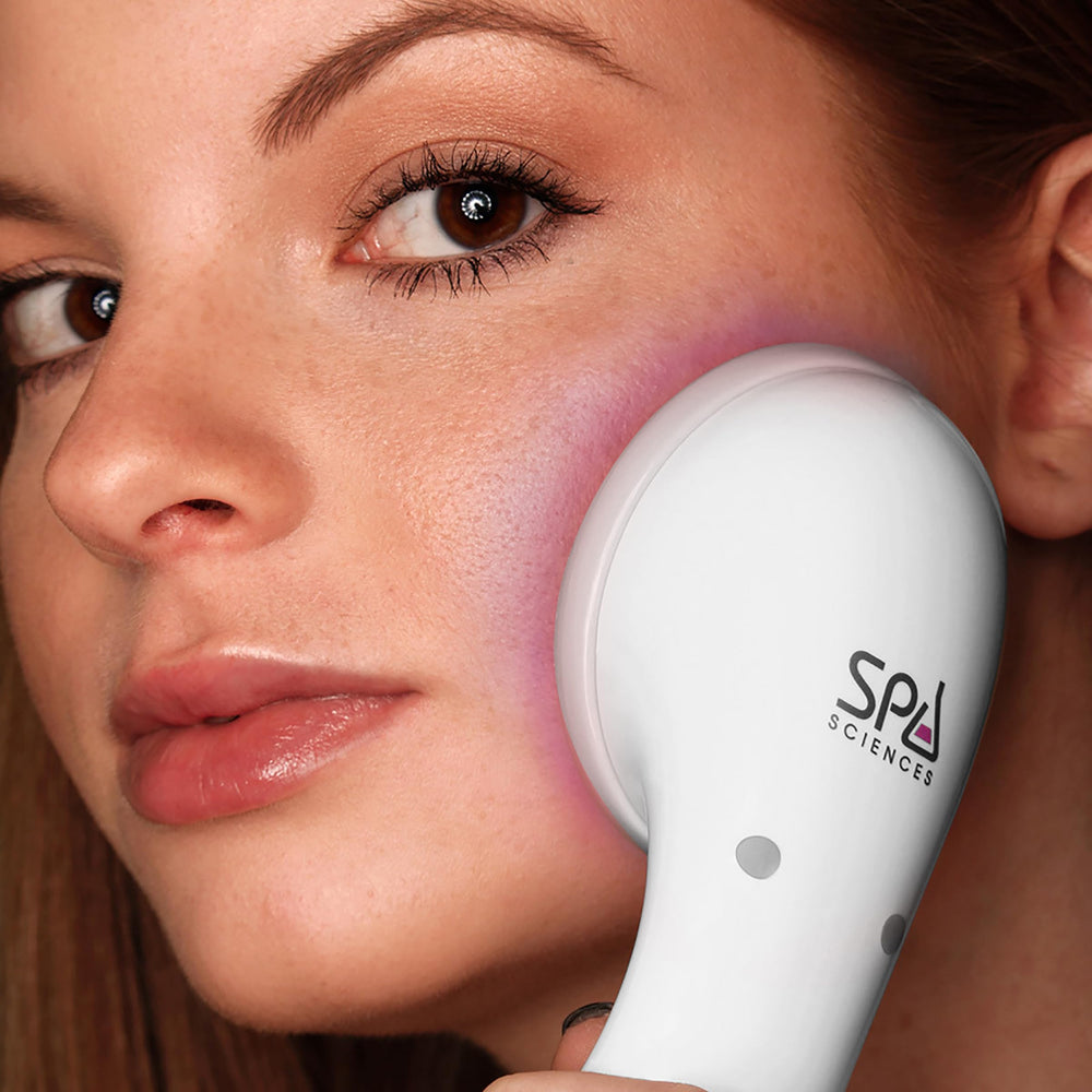 Spa Sciences CLARO packaging picture indicates compact, secure packaging for shipping.