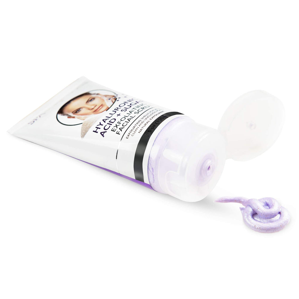 SpaScriptions Walnut Shell Beads application shows natural exfoliation for pore cleansing.