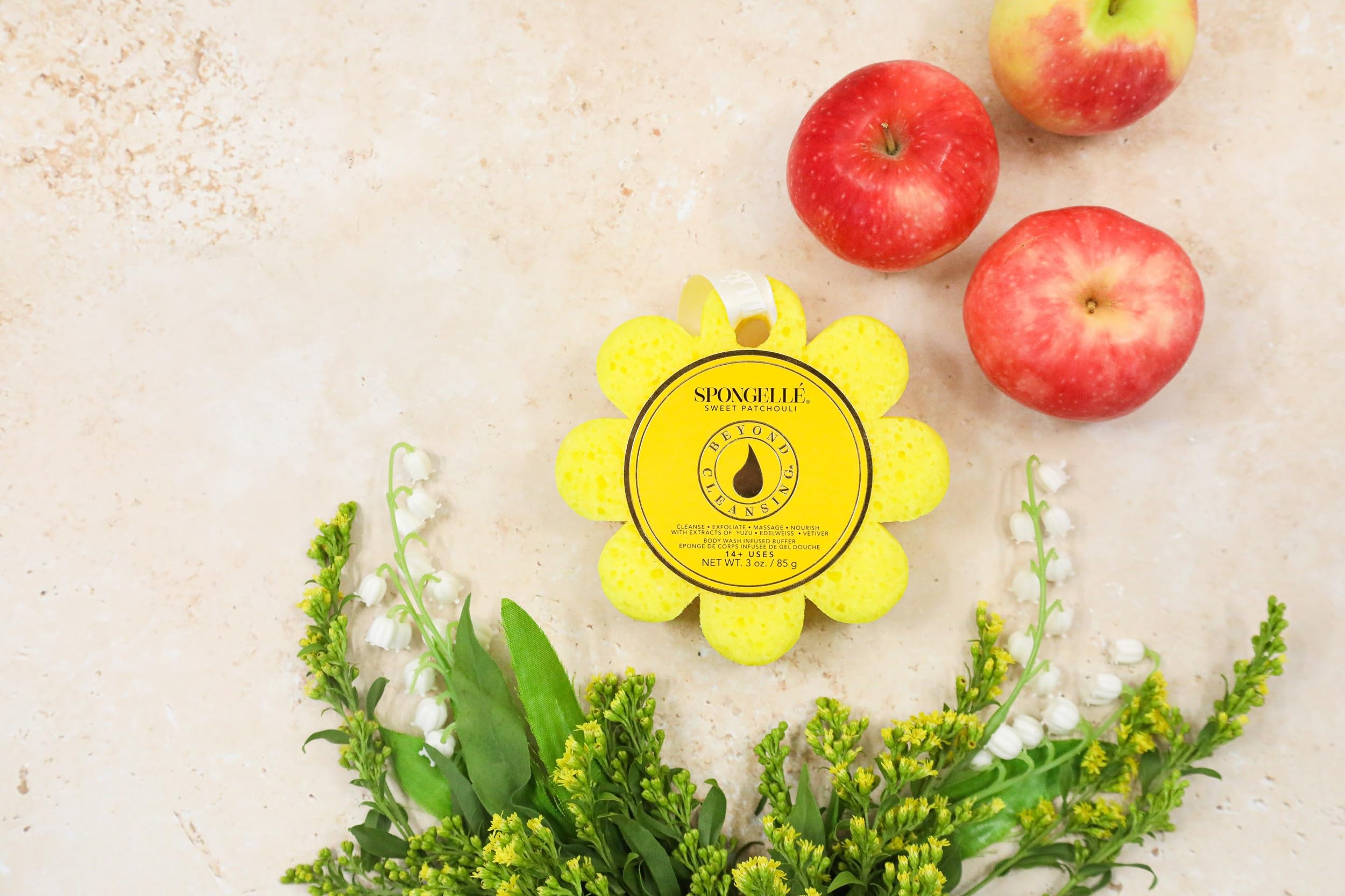 SPONGELLÉ Sweet Patchouli Wild Flower loofah with handle offers precise body scrubbing