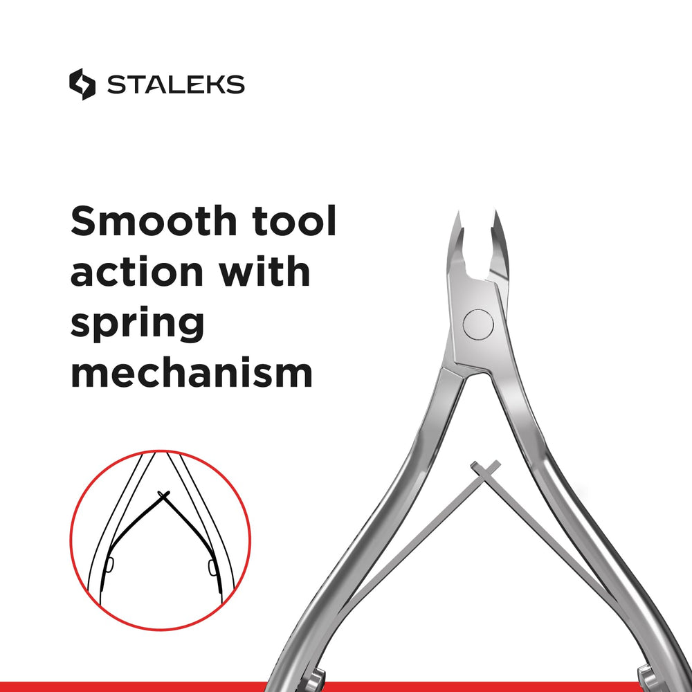 Staleks CLASSIC 12 home manicure setup with tools ready for routine maintenance